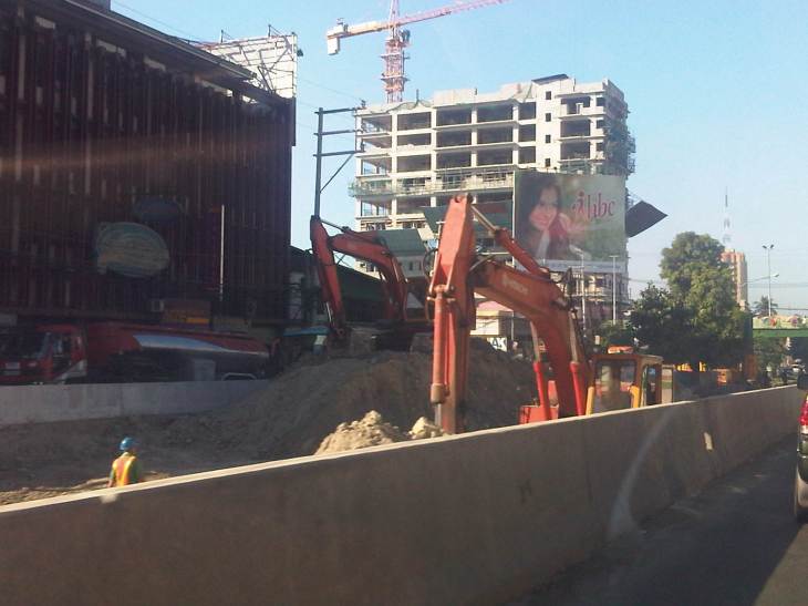 IMG01919-20120301-0829