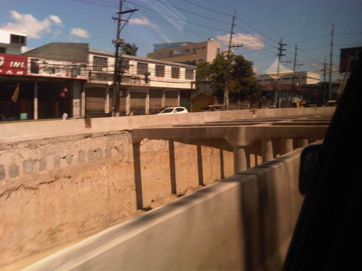 IMG01929-20120301-1105