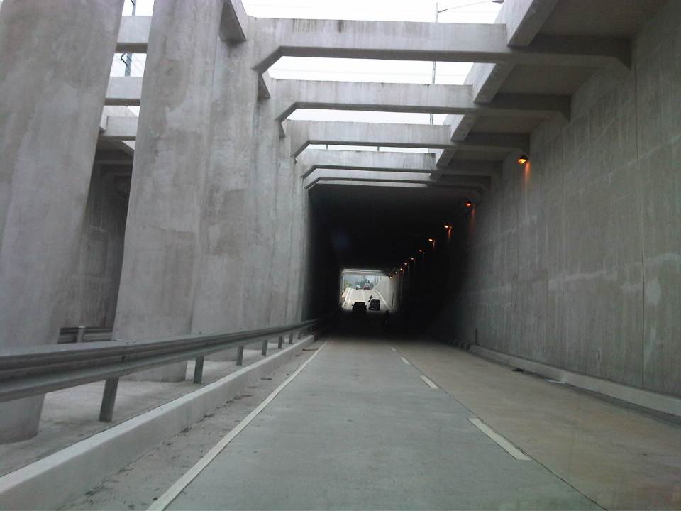 IMG04490-20121006-1059