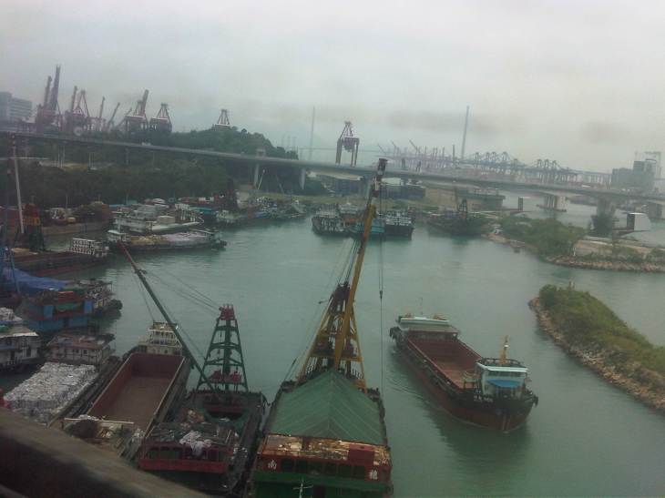 IMG05129-20121206-1459