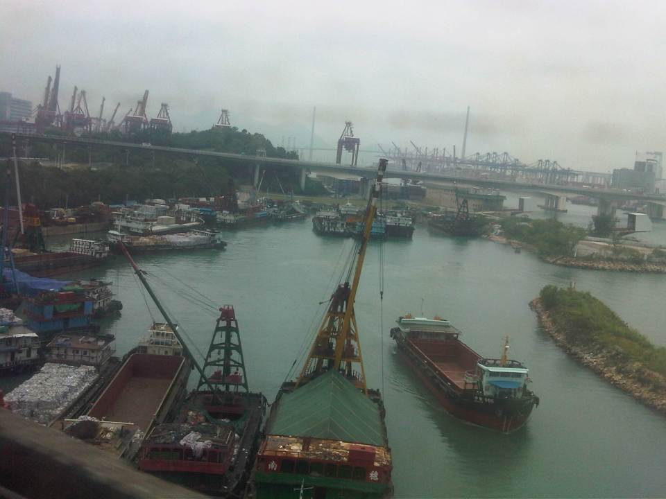 IMG05129-20121206-1459