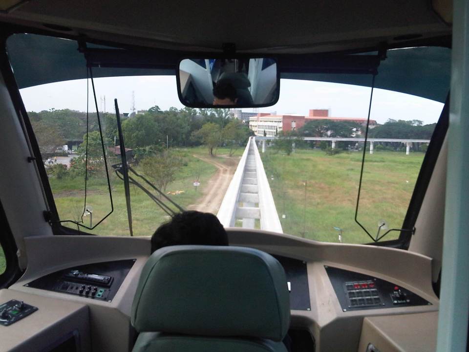 IMG05187-20121213-1107