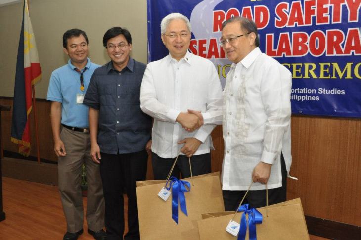 19083_10151370431552401_1513867965_n