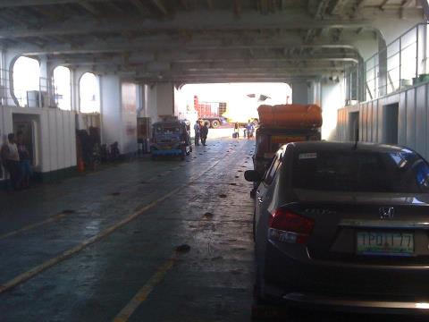 Ferry to Marinduque2
