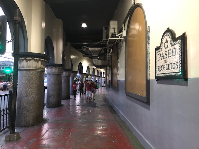 Usj R Building Paseo Recoletos « Caught (up) in traffic
